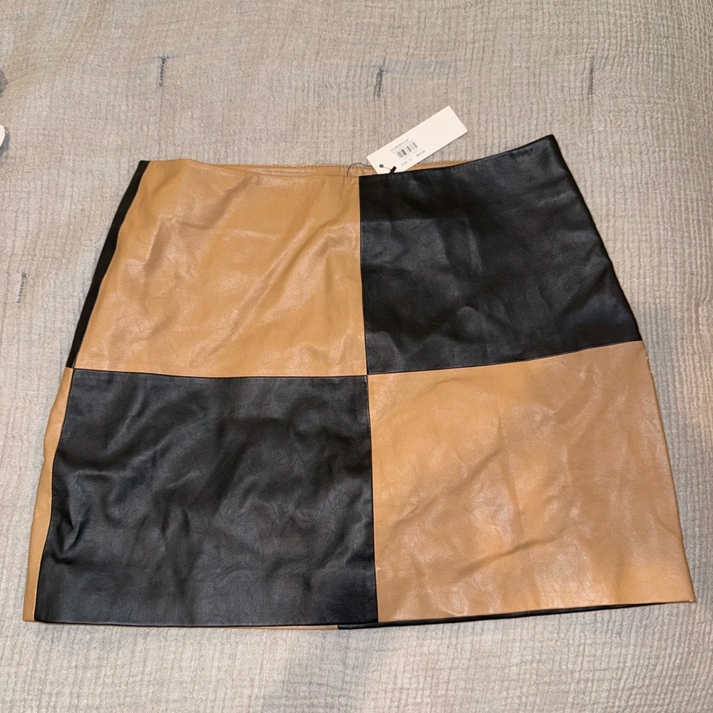 Glassons Black and Tan Mini Pencil Skirt